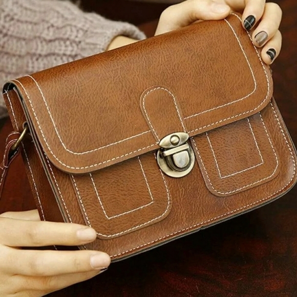 Stitch Trim Purse - Picture 3 of 3